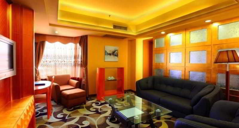 Bluesky Hotel Guangzhou Exteriör bild