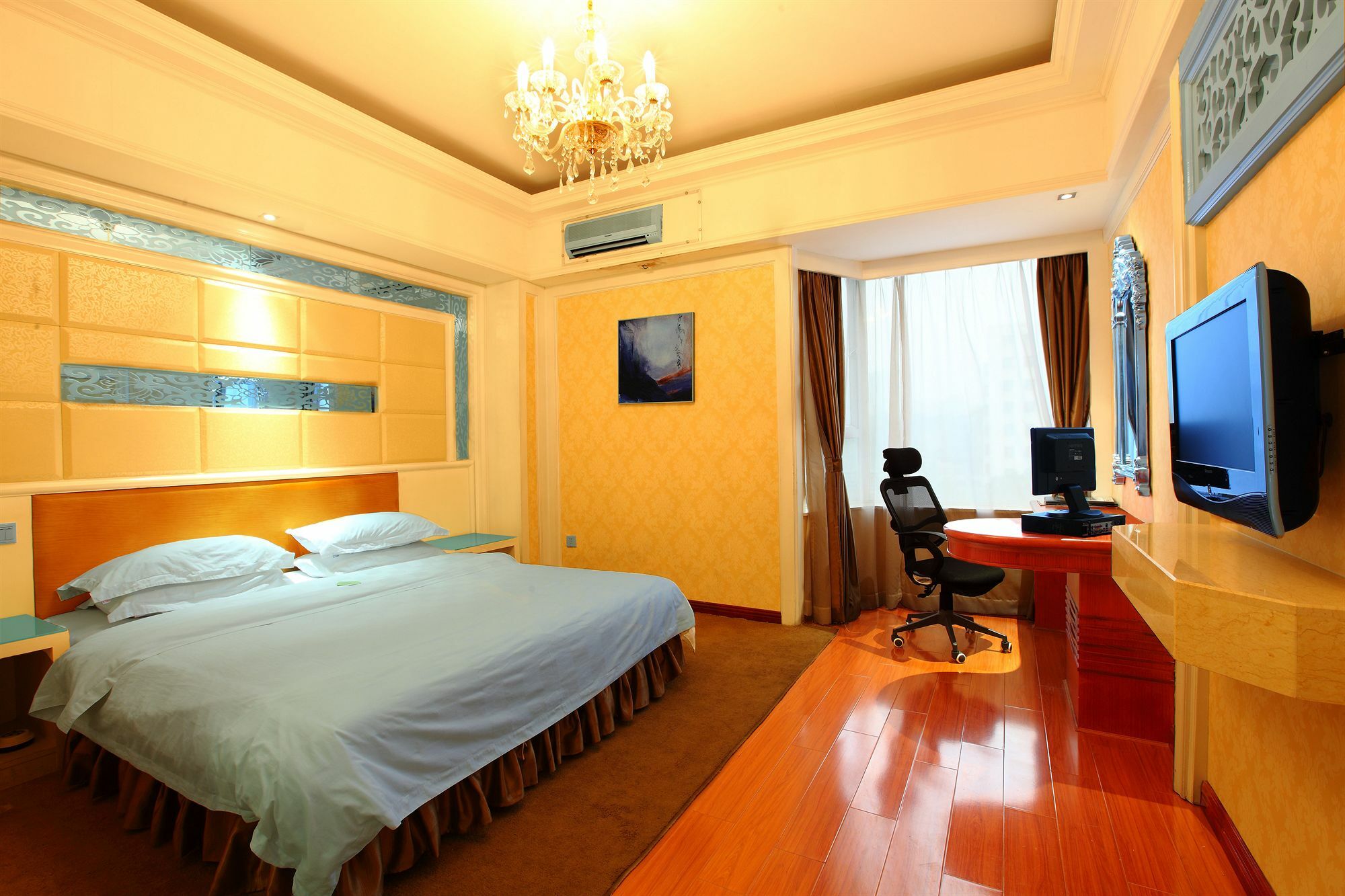 Bluesky Hotel Guangzhou Exteriör bild